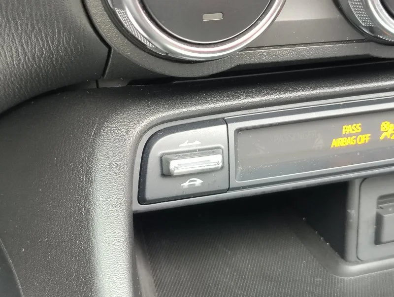 Used 2022 Red Mazda Grand Touring image 32