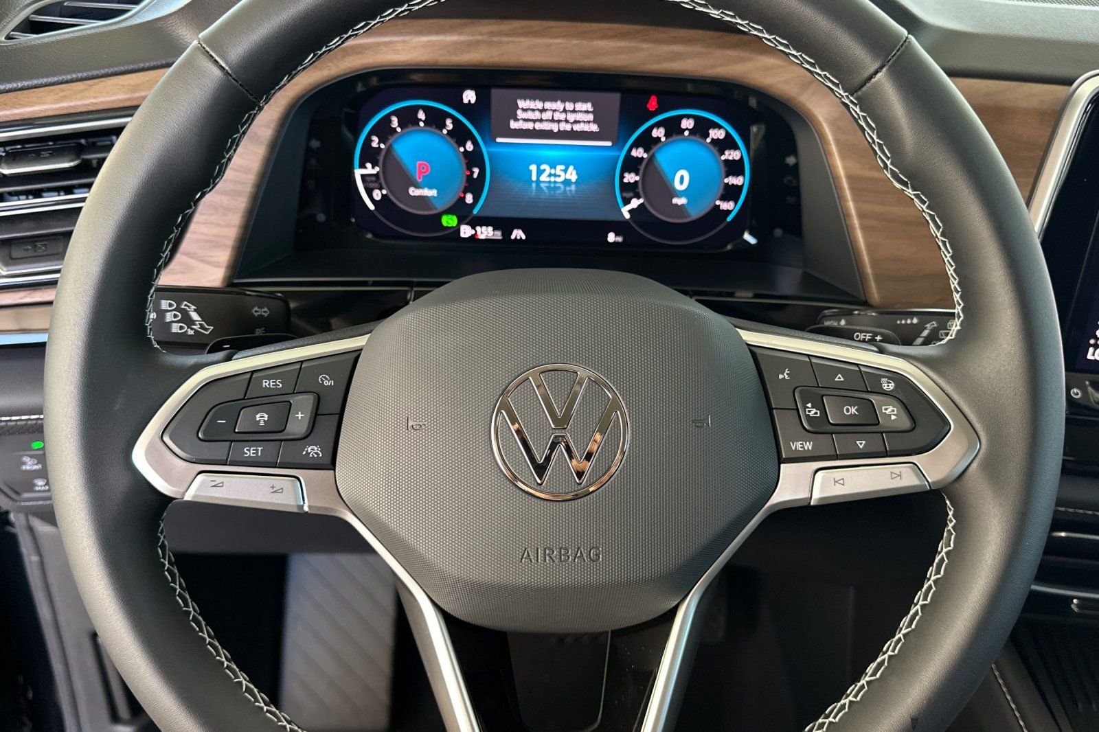 New 2026 Deep Black Pearl Volkswagen SE image 24