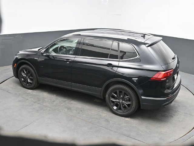 Used 2024 Black Volkswagen 2.0T SE image 35