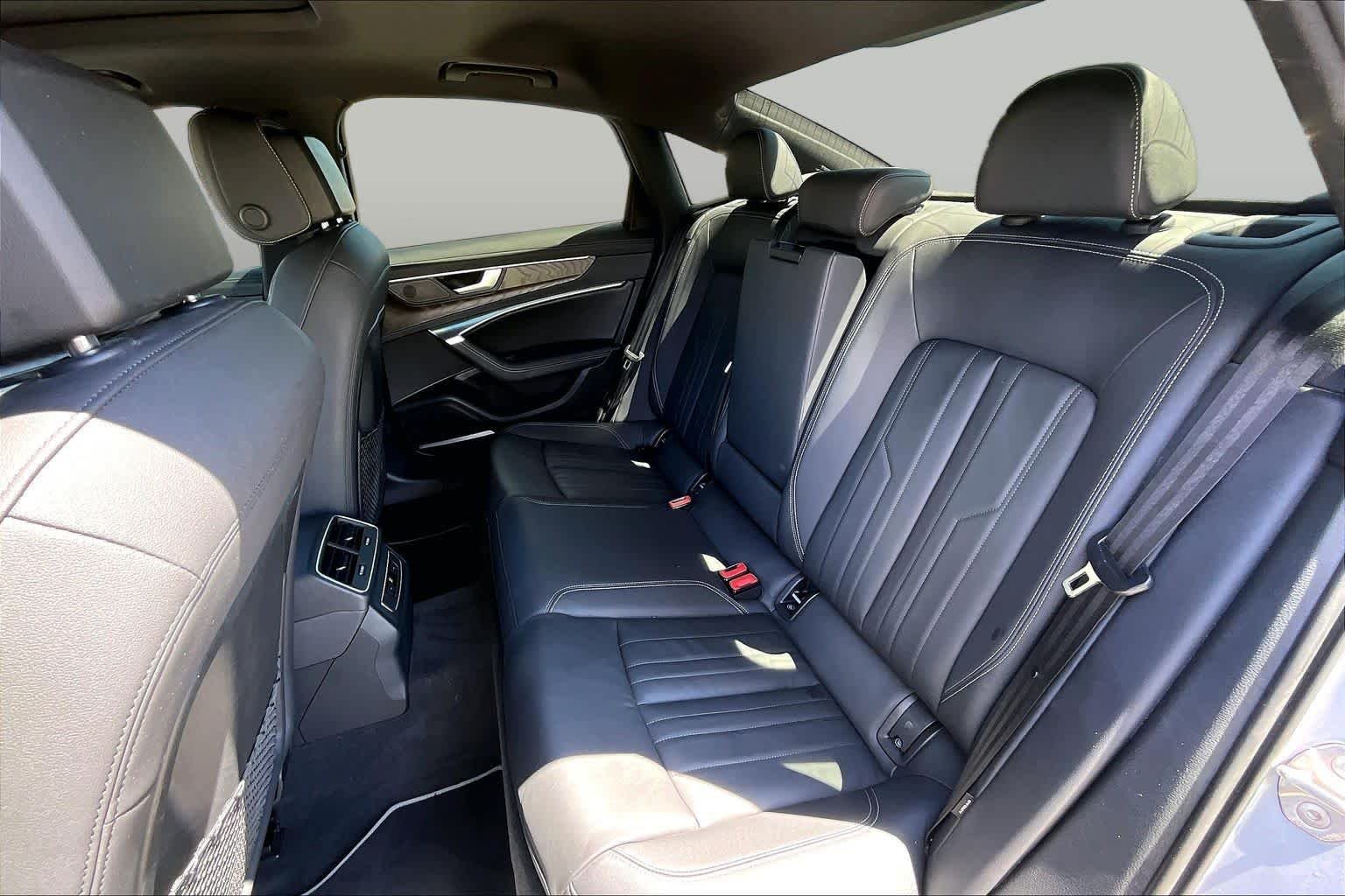 Used 2022 Florett Silver Metallic Audi Premium Plus image 21