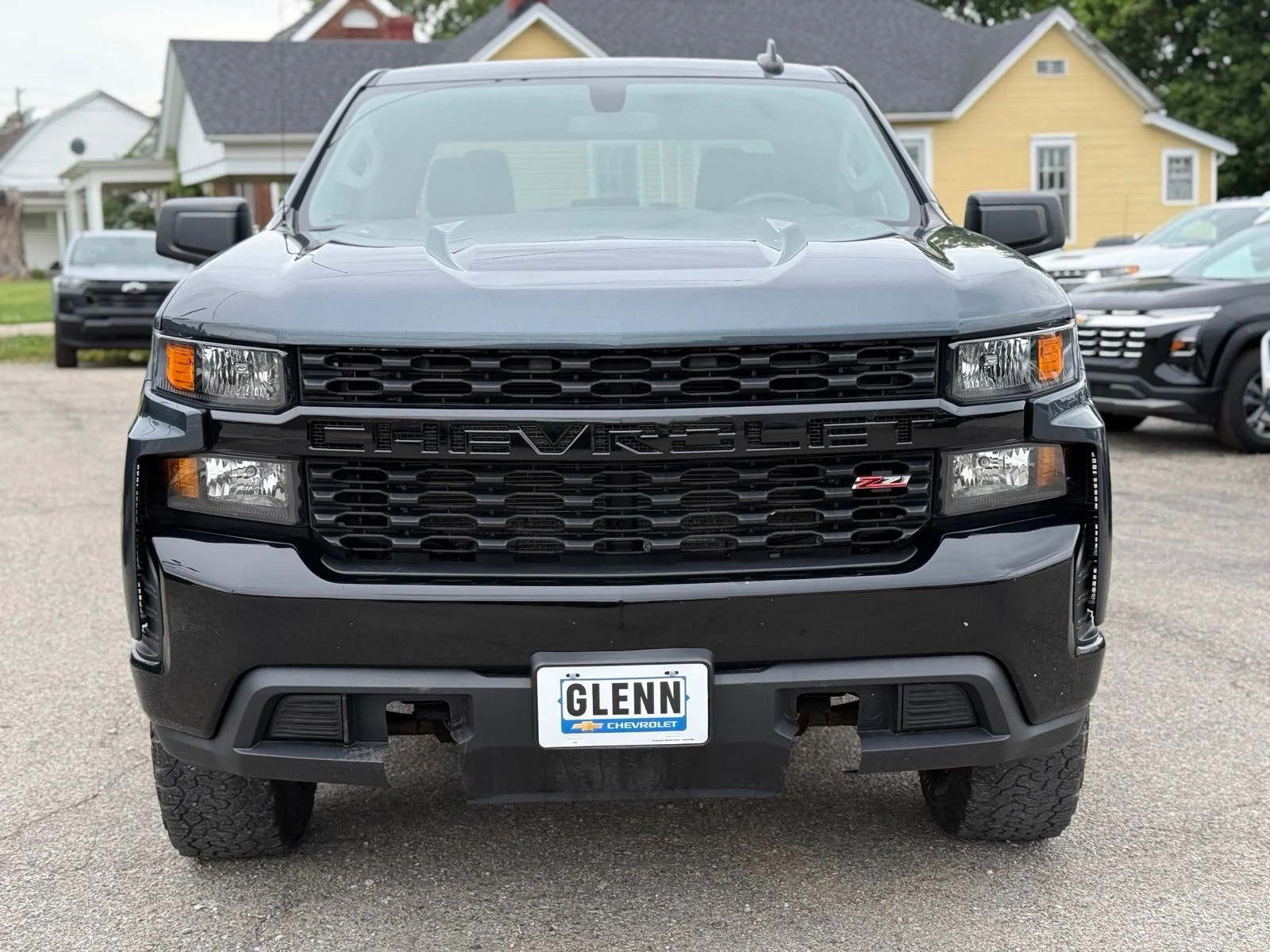 Used 2019 Gray Chevrolet Custom Trail Boss image 9