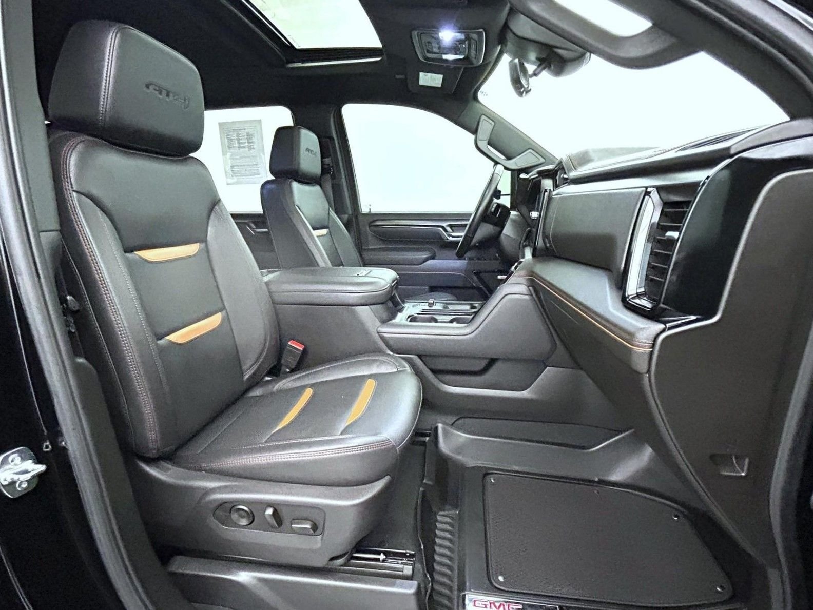 Used 2025 Black GMC AT4 image 16
