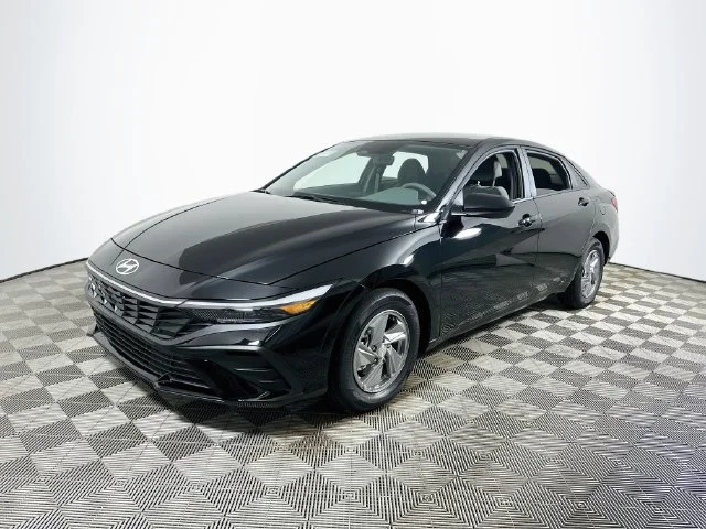 New 2026 Black Hyundai SE image 7