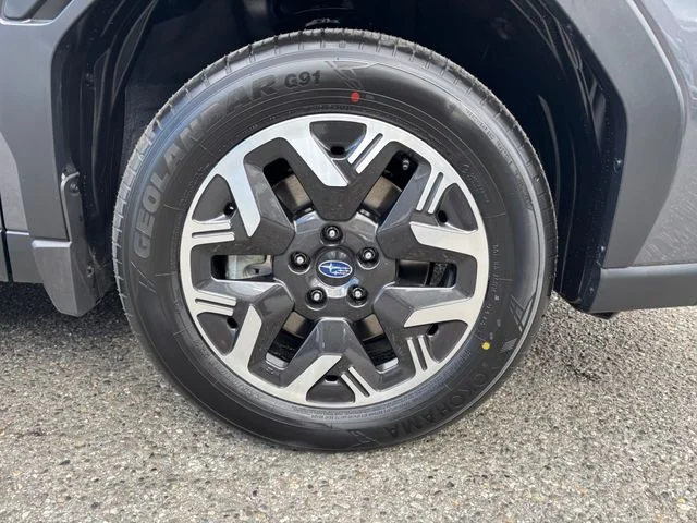 2026 Subaru Forester Premium - Photo 27