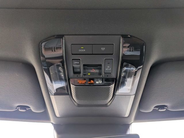 Used 2024 Green Lexus 550 Luxury+ image 28