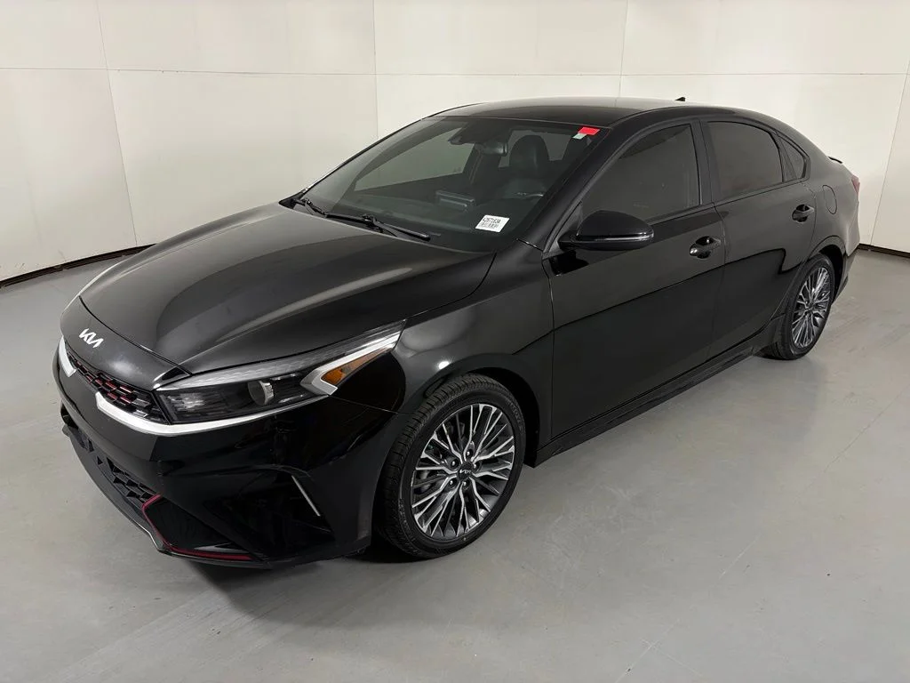 Used 2023 Black Kia GT-Line image 4