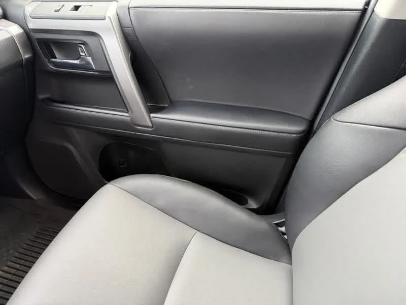 Used 2022 Nautical Blue Metallic Toyota SR5 Premium image 21