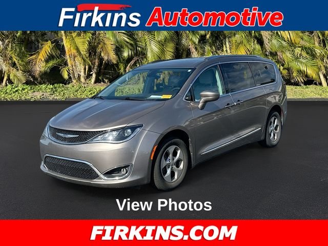 2017 Chrysler Pacifica Touring-L Plus