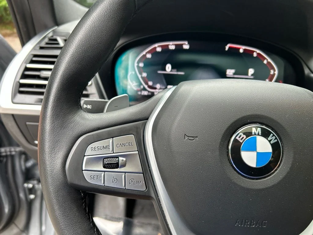 Used 2023 Gray BMW xDrive30i image 24