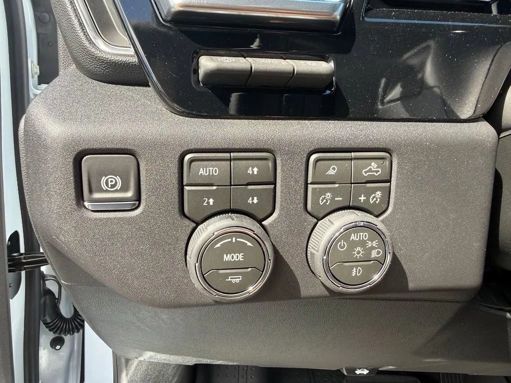 2026 Chevrolet Silverado 1500 High Country - Photo 18