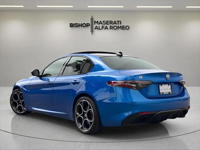 New 2025 Misano Blue Metallic Exterior Paint Alfa Romeo  image 3