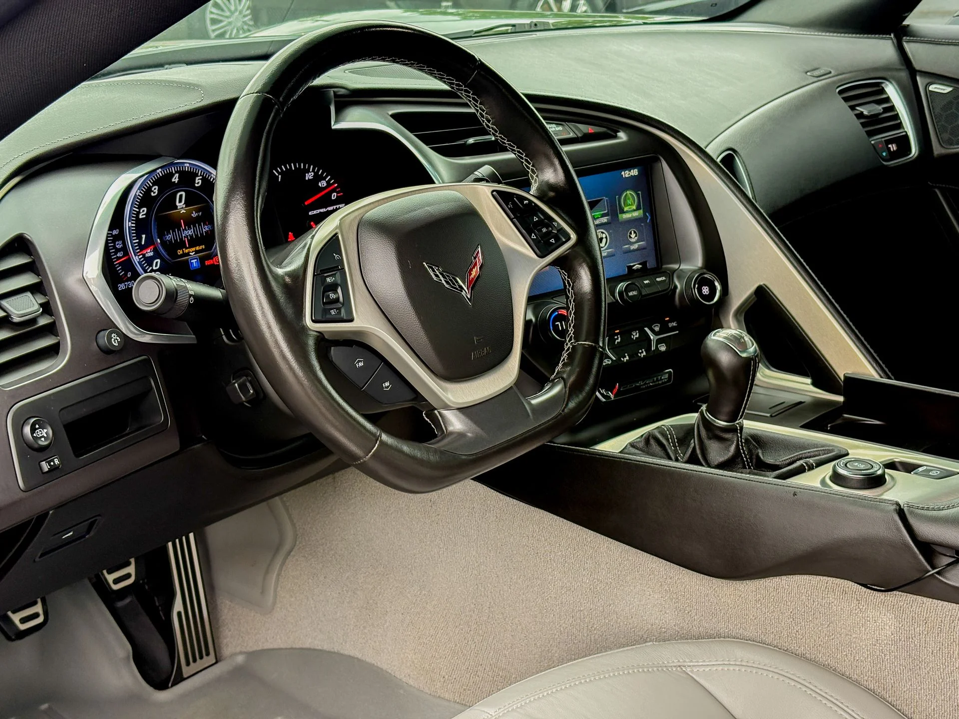 Used 2017 Gray Chevrolet Stingray image 4
