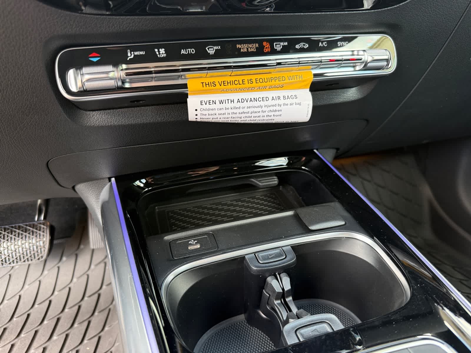 New 2026 Cosmos Black Metallic Mercedes-Benz GLA 250 image 20
