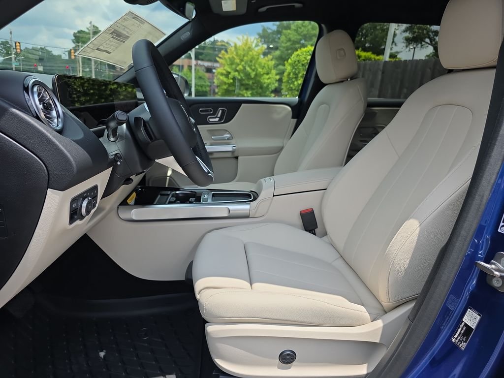 New 2026 Blue Mercedes-Benz GLB 250 image 10