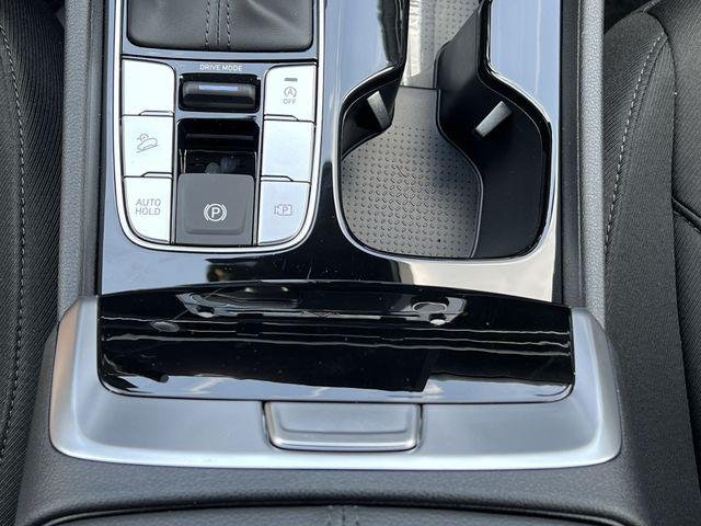 New 2026 Black Hyundai SEL FWD image 16
