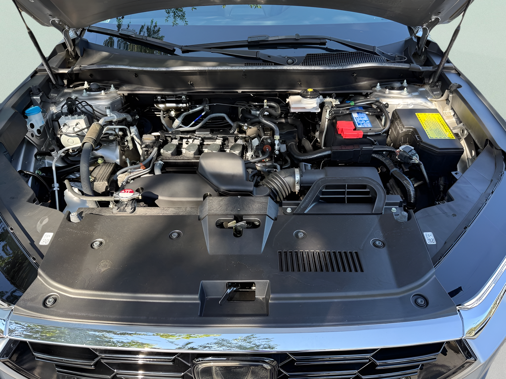 Used 2024 Silver Honda EX-L image 42