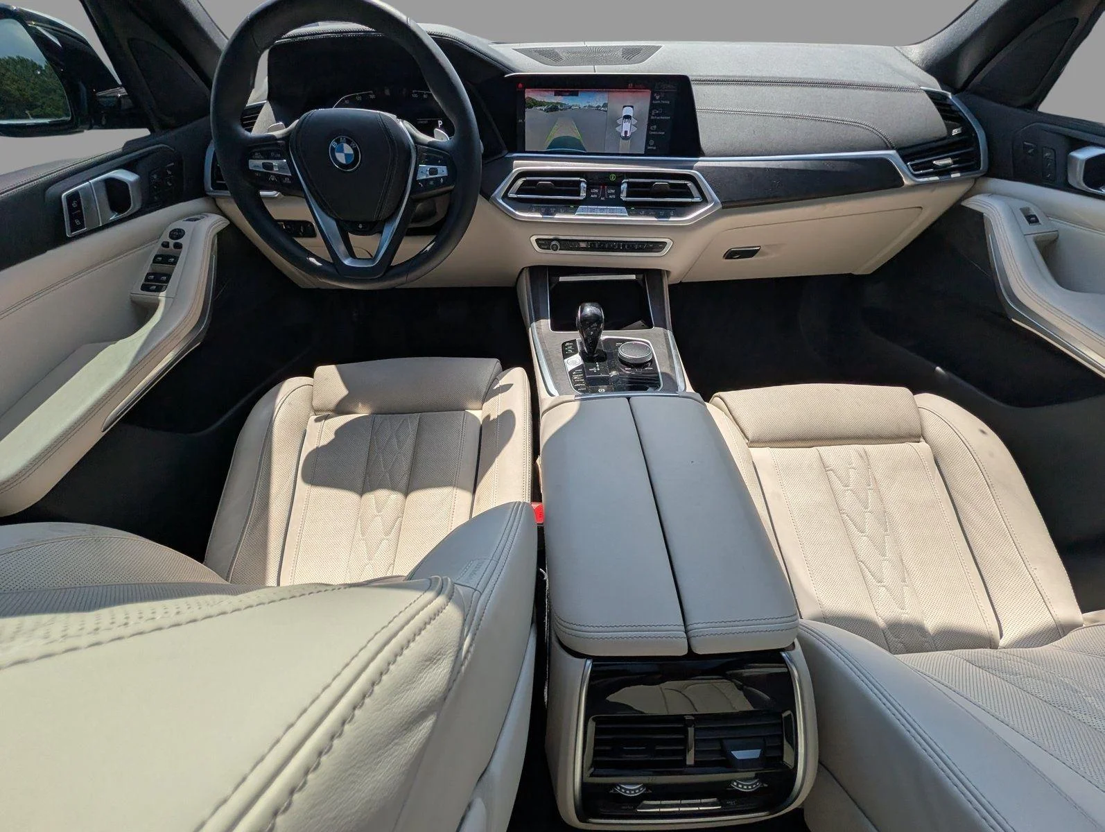 Used 2023 Mineral White Metallic BMW sDrive40i image 29