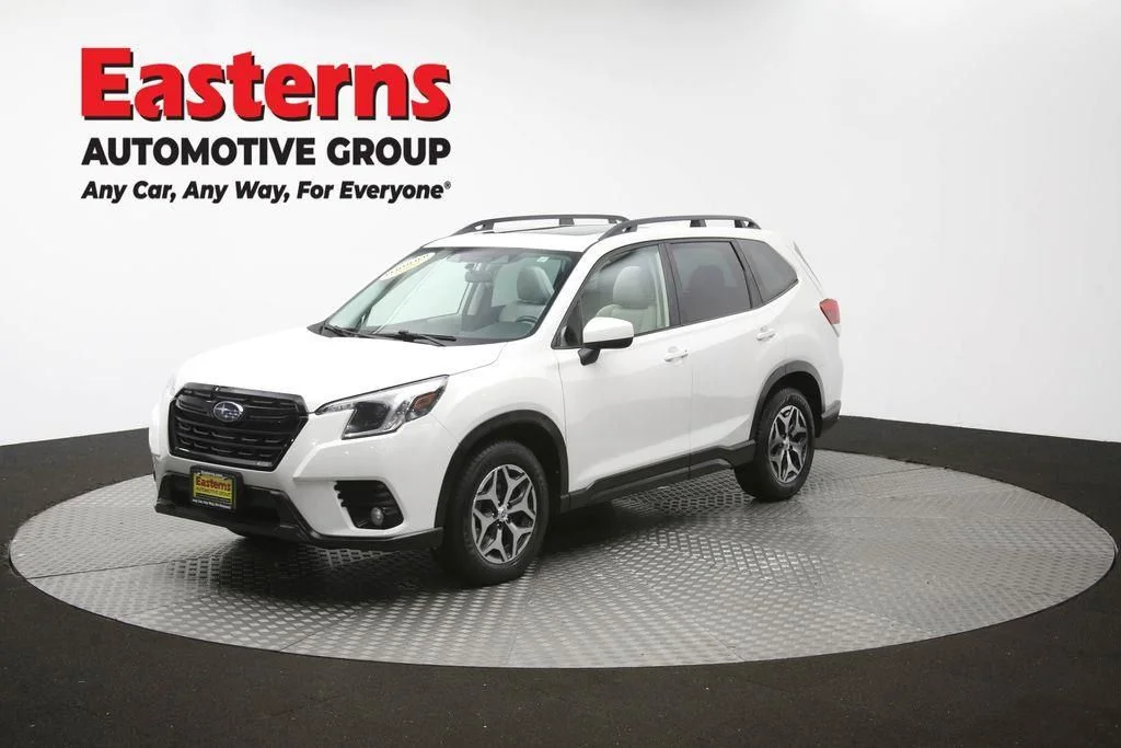 Used 2022 White Subaru Premium image 61