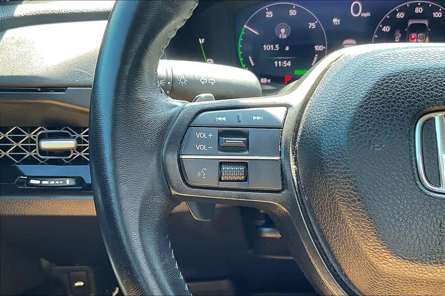 Used 2024 Canyon River Blue Metallic Honda EX-L image 24