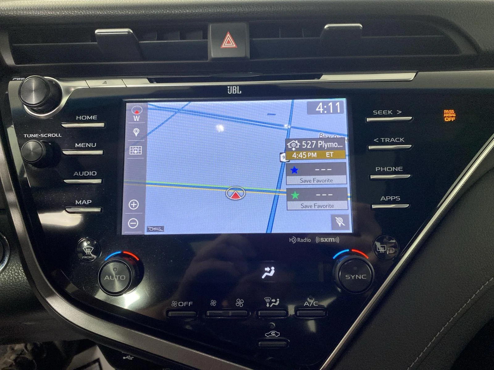 Used 2018 Celestial Silver Metallic Toyota XSE V6 image 4