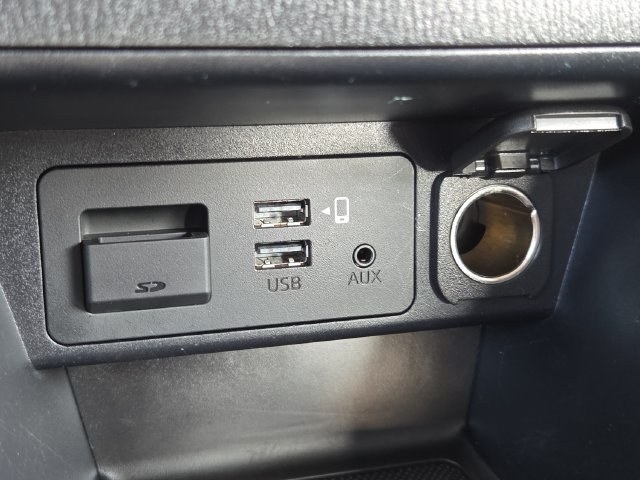 Used 2020 Sapphire Toyota LE image 10