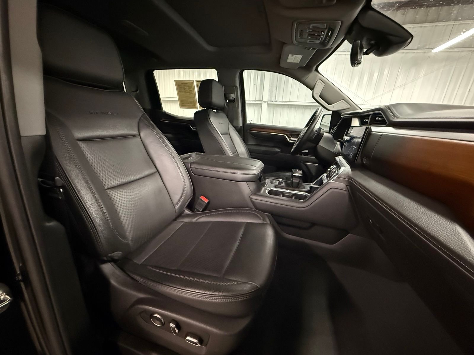 Used 2024 Black GMC Denali image 25