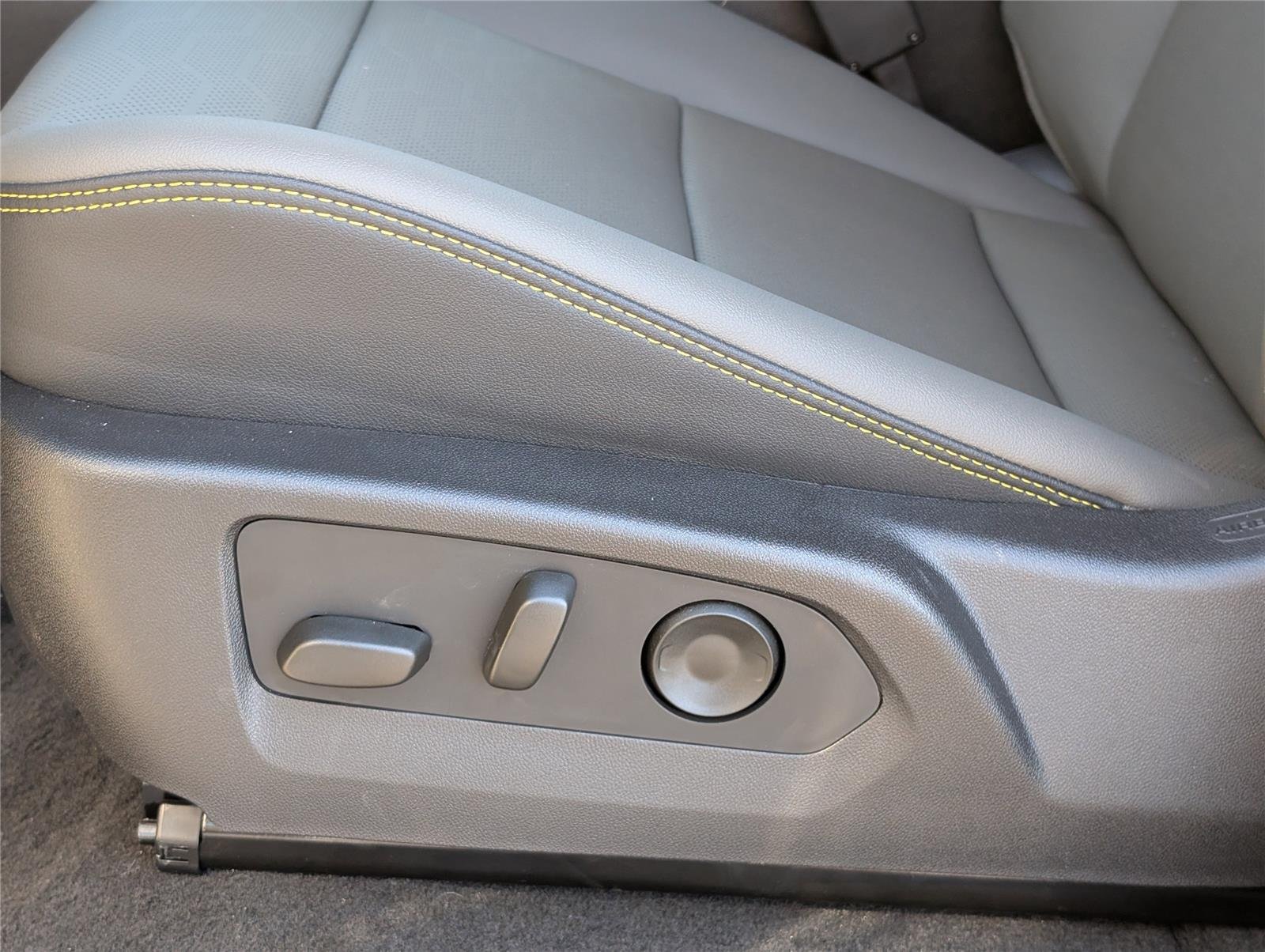 2026 Chevrolet Colorado ZR2 - Photo 24