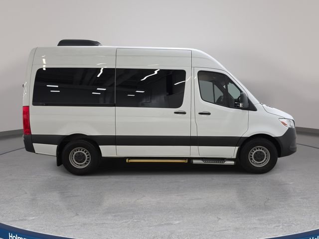 Used 2022 White Mercedes-Benz Passenger 144 WB image 5
