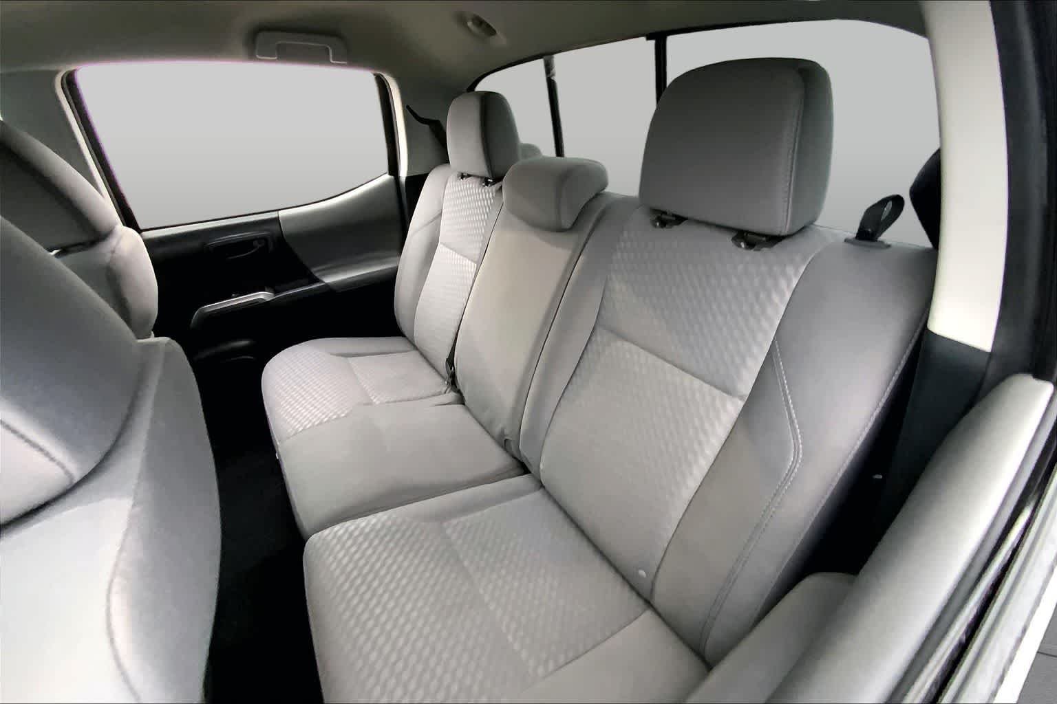 Used 2022 Magnetic Gray Metallic Toyota SR5 image 20
