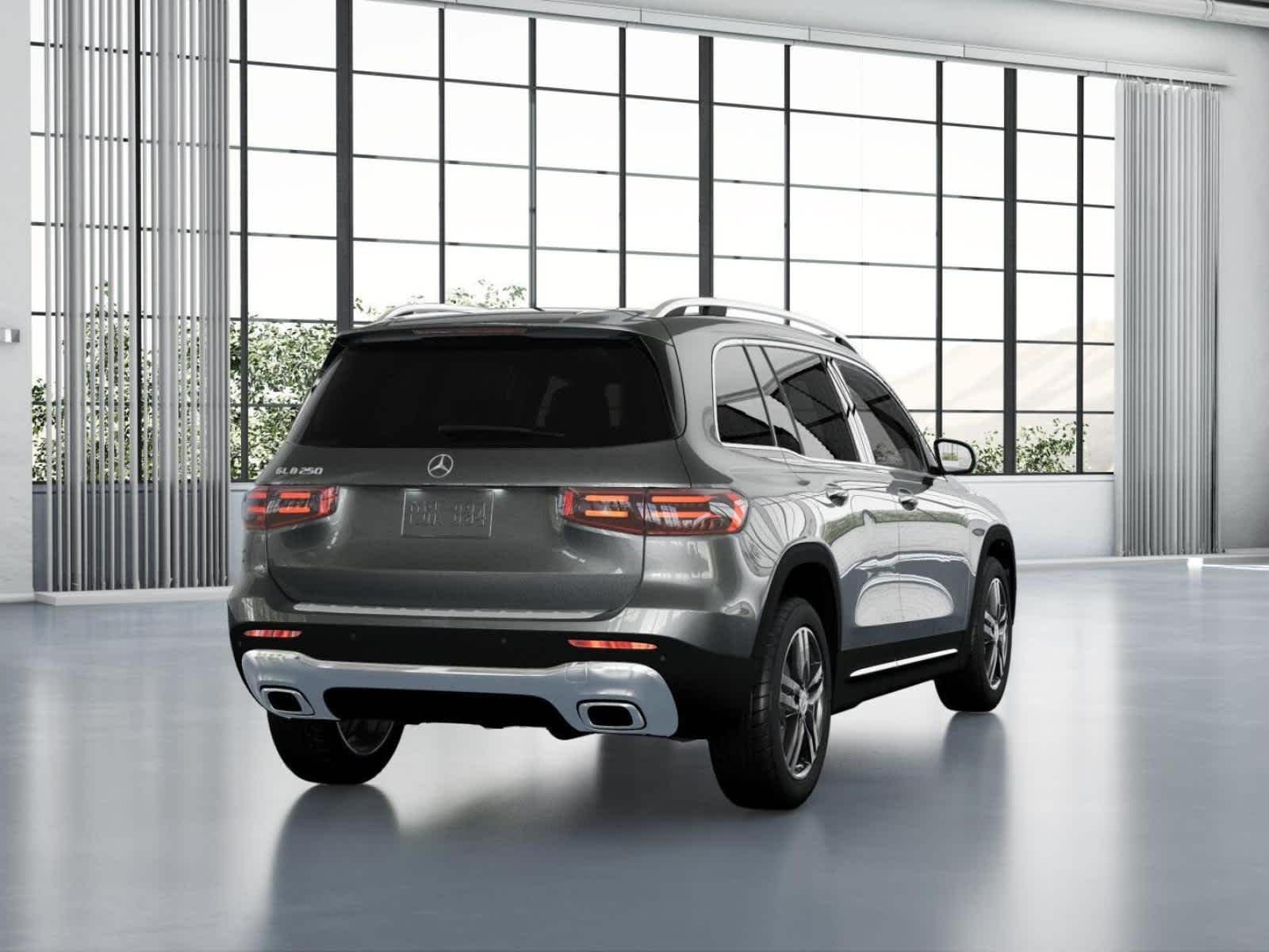 Used 2026 Mountain Grey Metallic Mercedes-Benz GLB 250 image 23