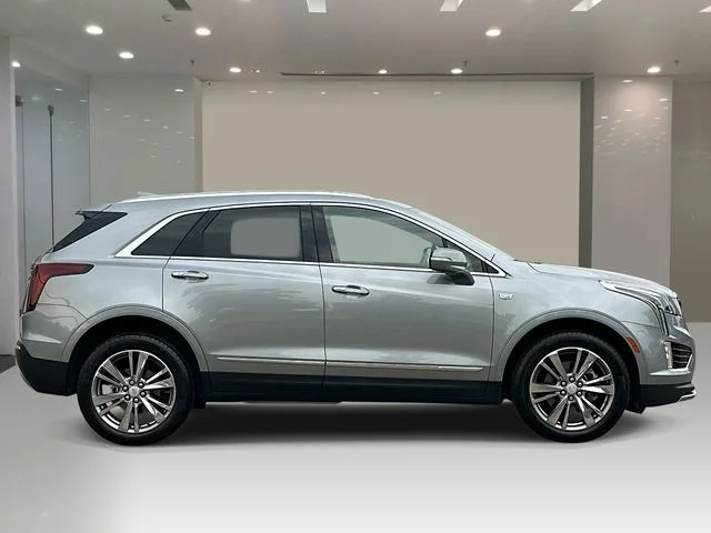 Certified Used 2025 Silver Cadillac Premium Luxury image 5