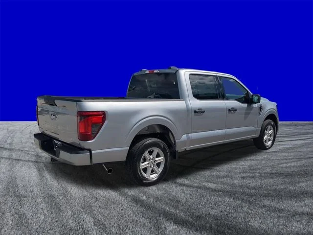 New 2026 Silver Ford XLT image 4