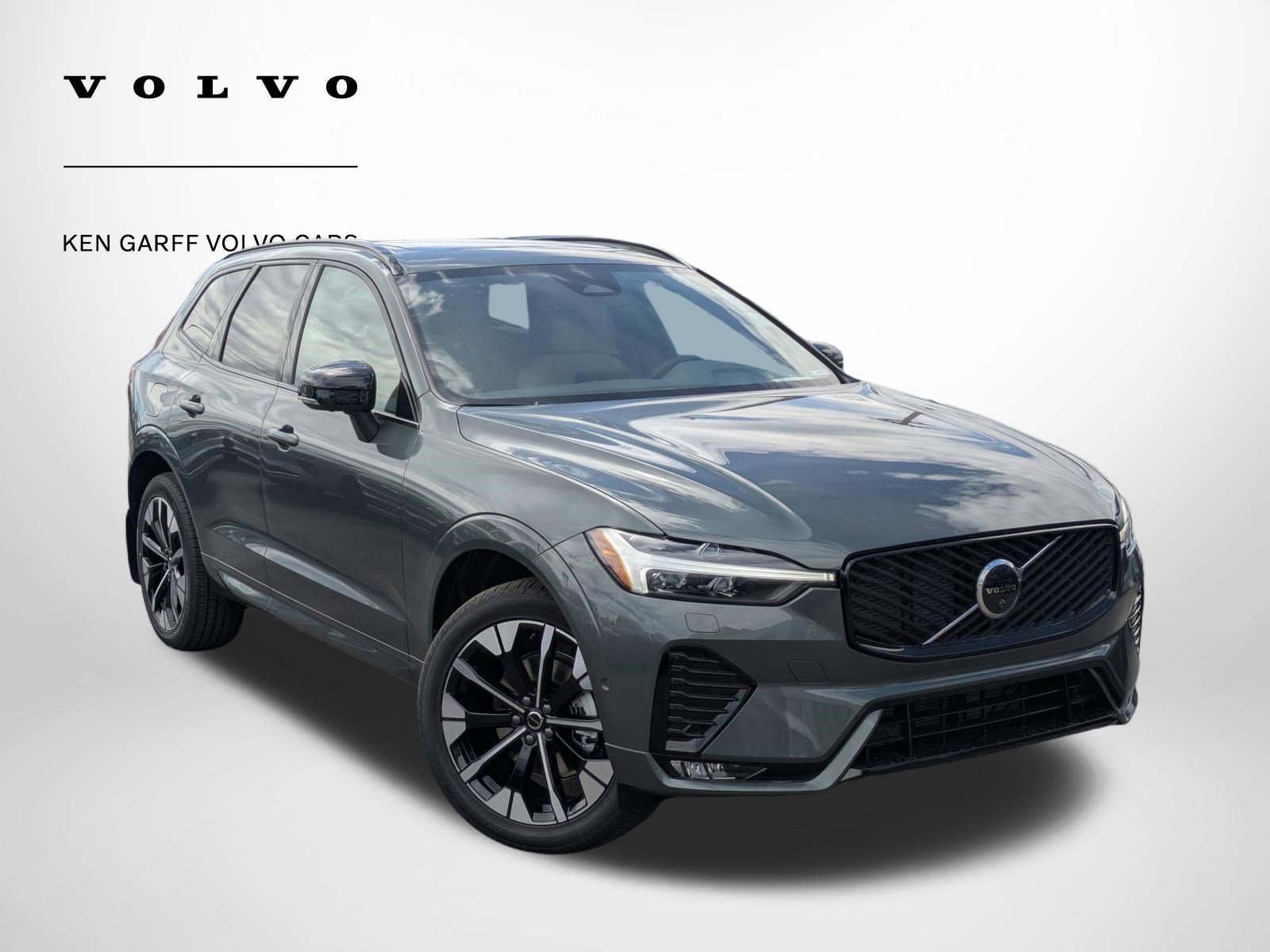 2026 Volvo XC60 B5 Plus Dark AWD's photo