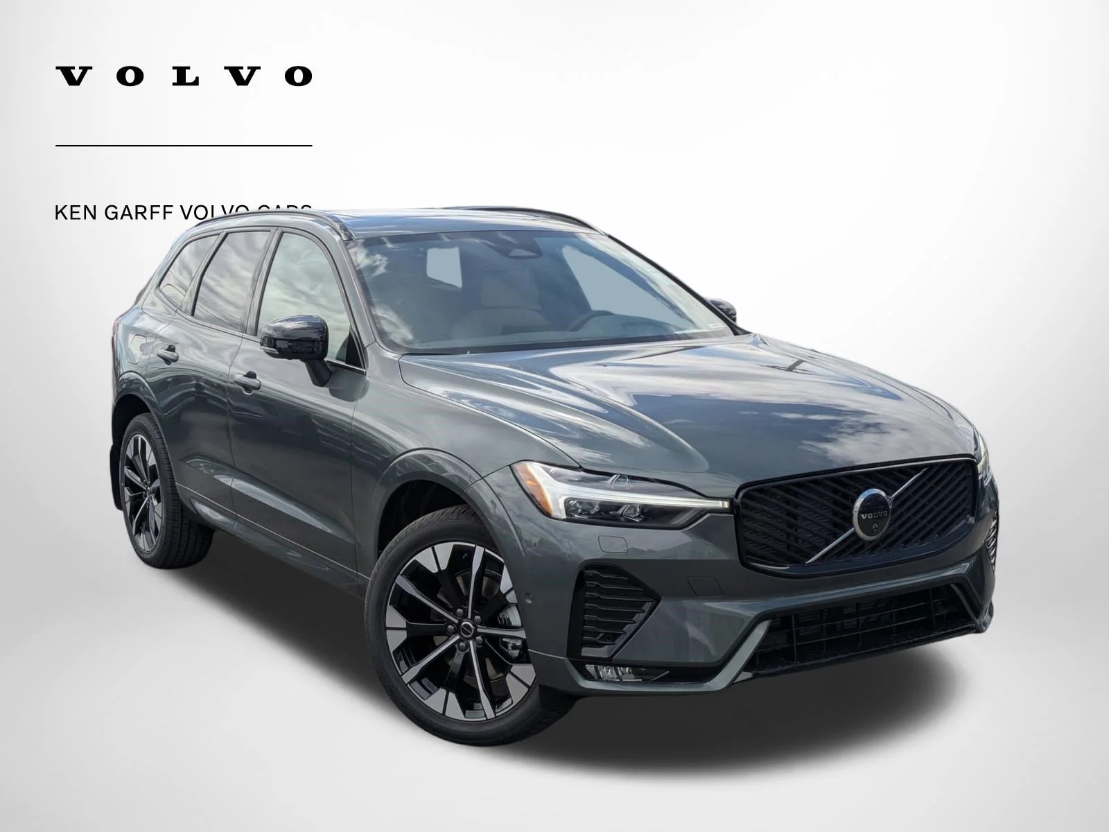 2026 Volvo XC60 B5 Plus Dark AWD's photo