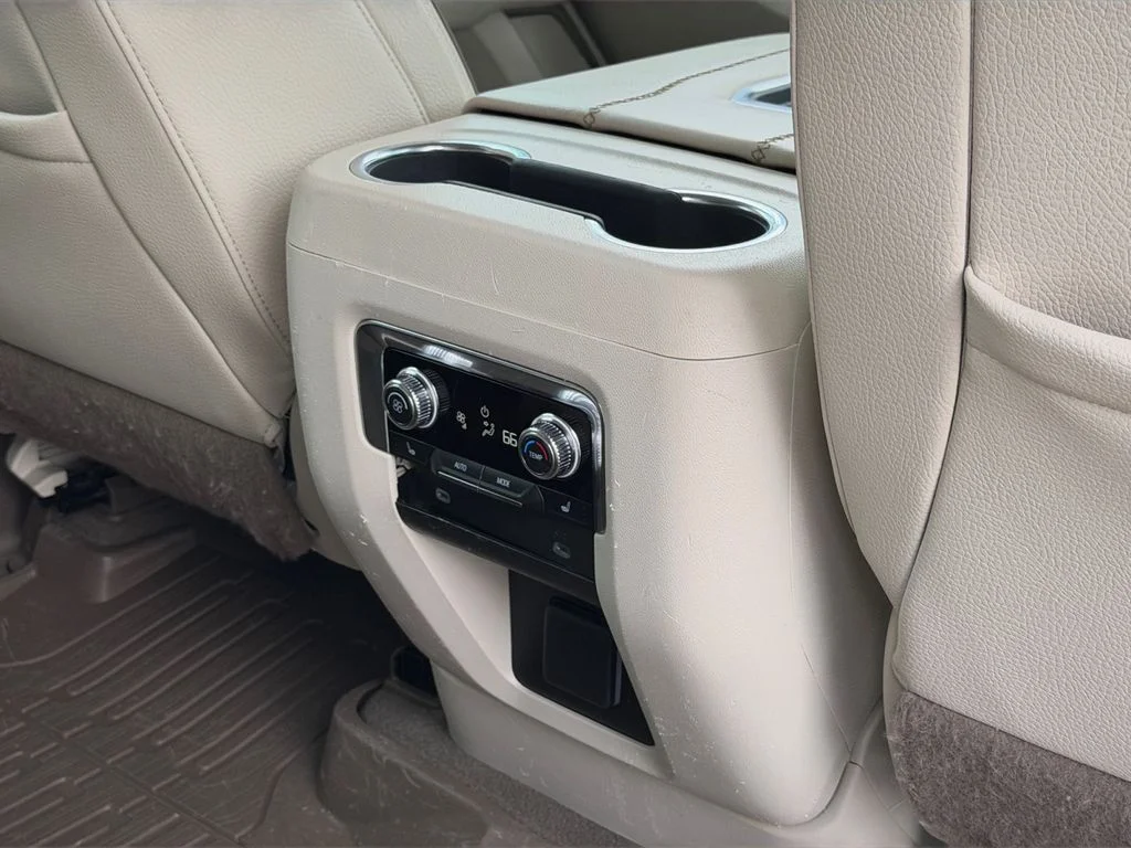 2022 GMC Yukon XL Denali - Photo 50