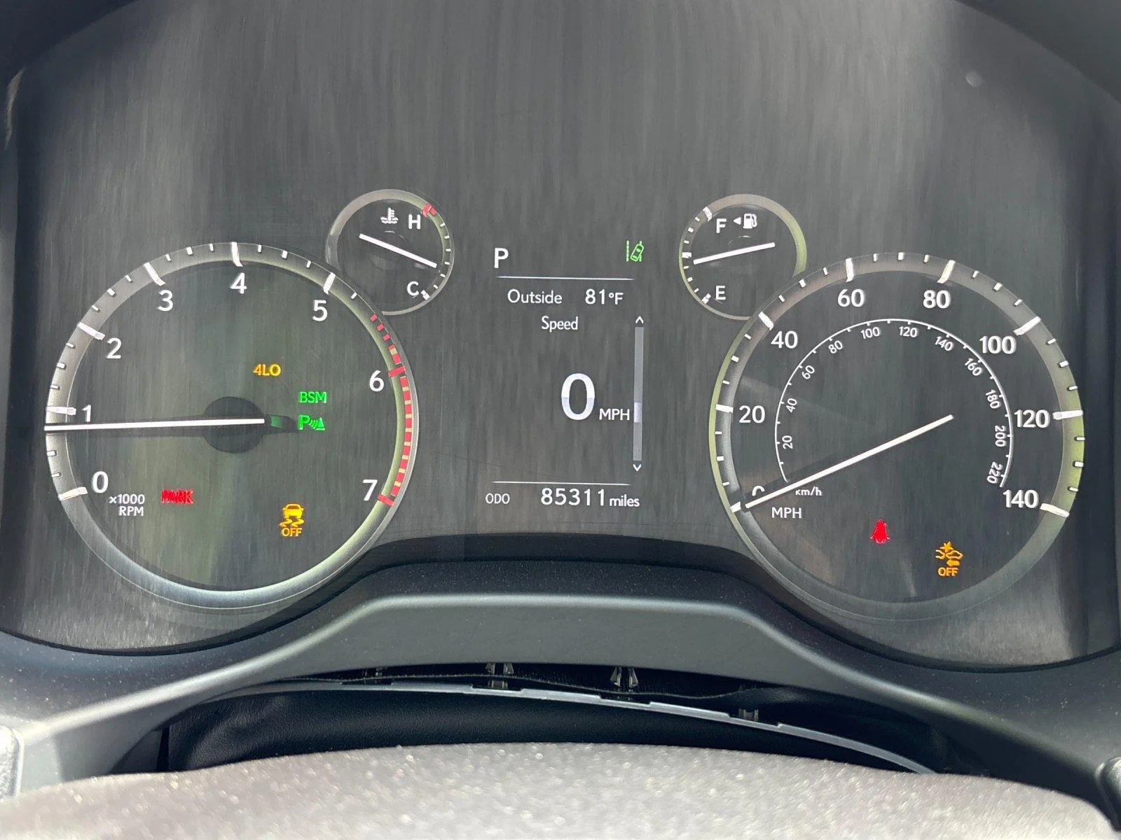Used 2021 Atomic Silver Lexus GX 460 Premium image 21