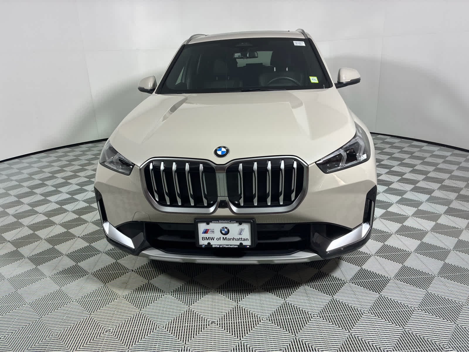 Used 2026 Dune Grey Metallic BMW xDrive28i image 6