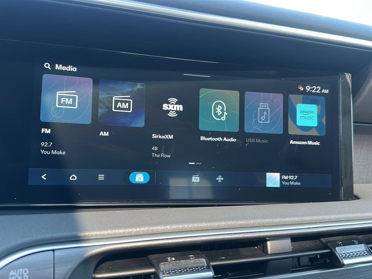 New 2027 Shimmering Silver Hyundai SEL Premium AWD image 19