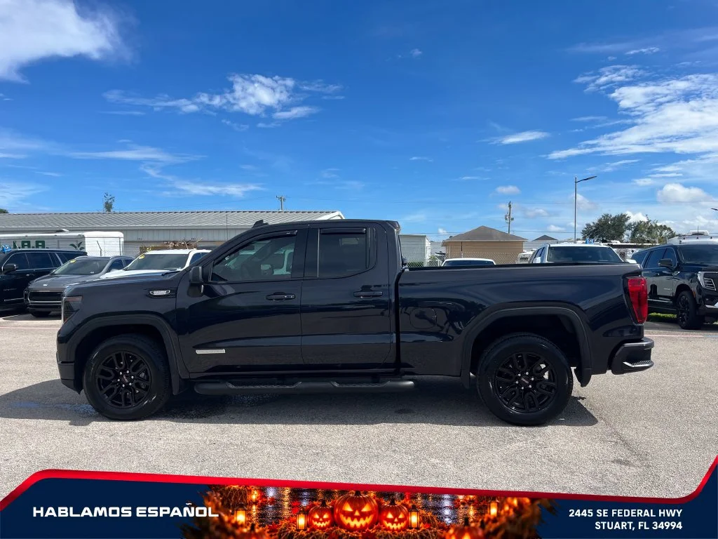 Used 2025 Titanium Rush Metallic GMC Elevation image 4