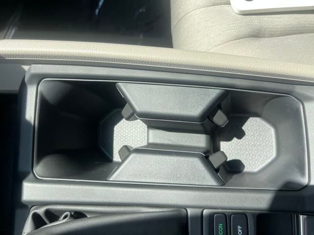 2025 Honda Accord SE - Photo 20