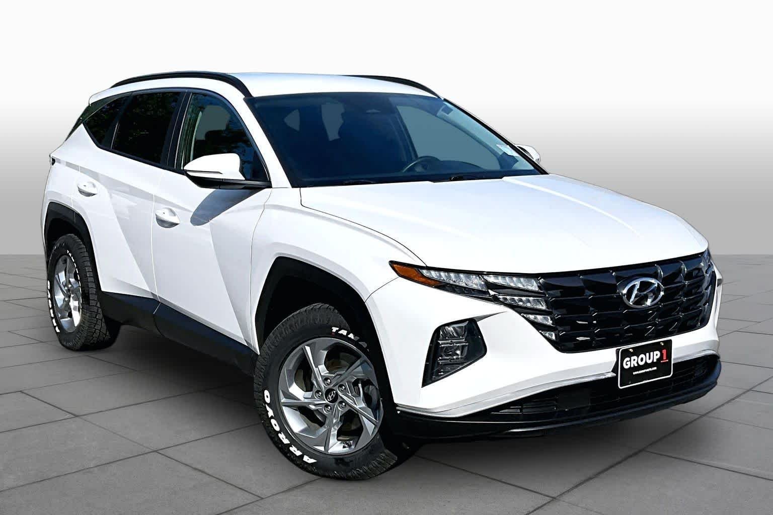 Used 2023 Serenity White Pearl Hyundai SEL image 3