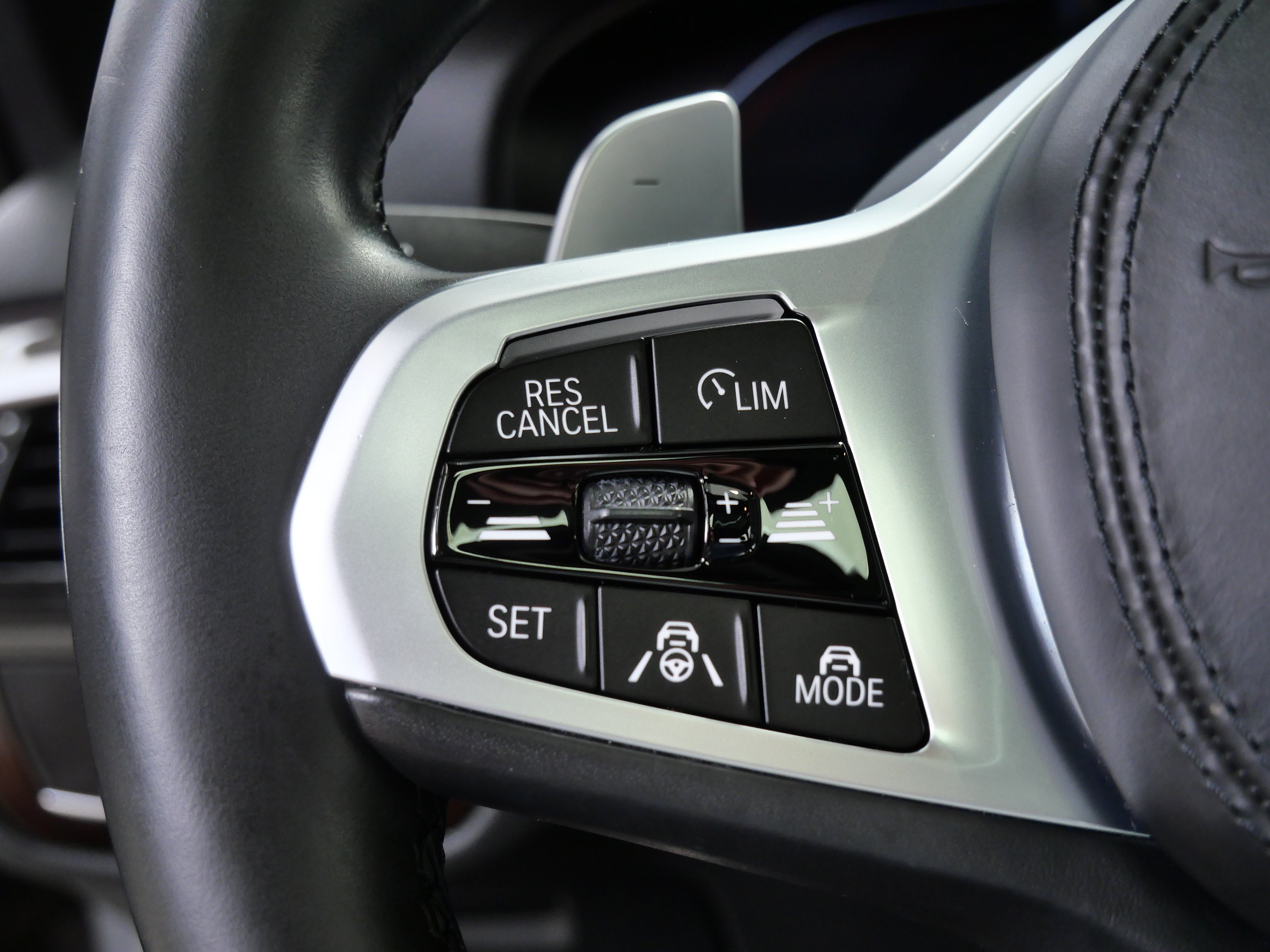 Used 2021 Bernina Grey Amber Effect Metallic BMW 530i xDrive image 24