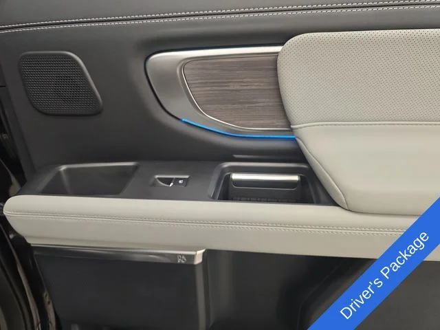New 2026 Agate Black Metallic Ford MAX Platinum® image 17