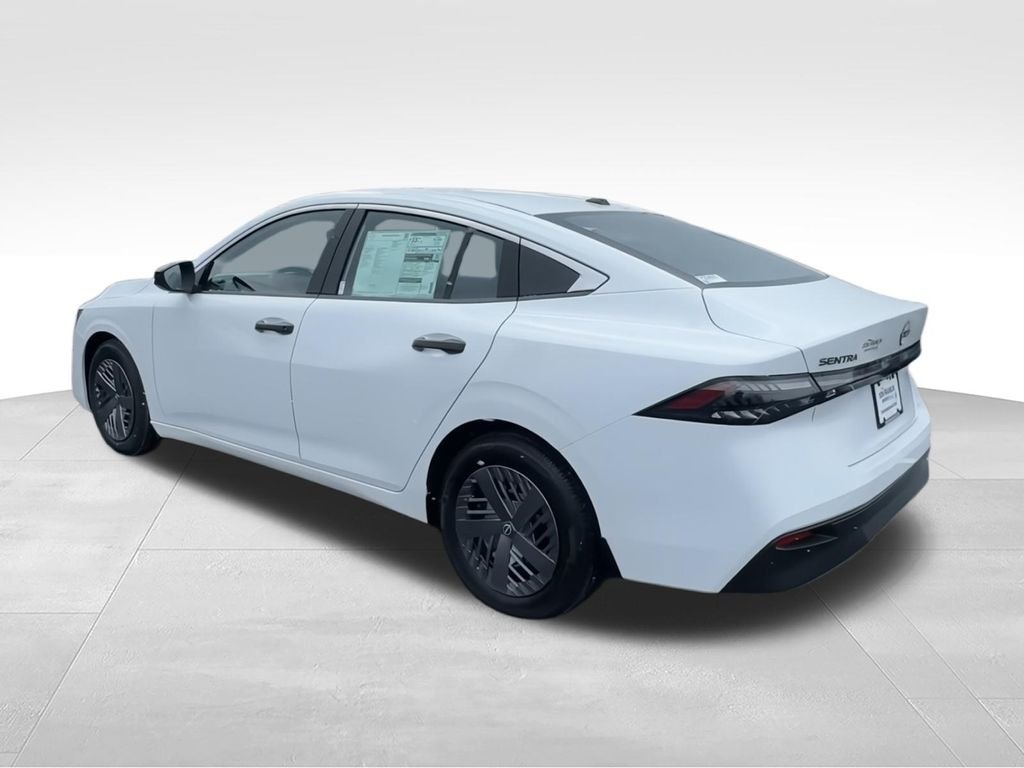 2026 Nissan Sentra S - Photo 6