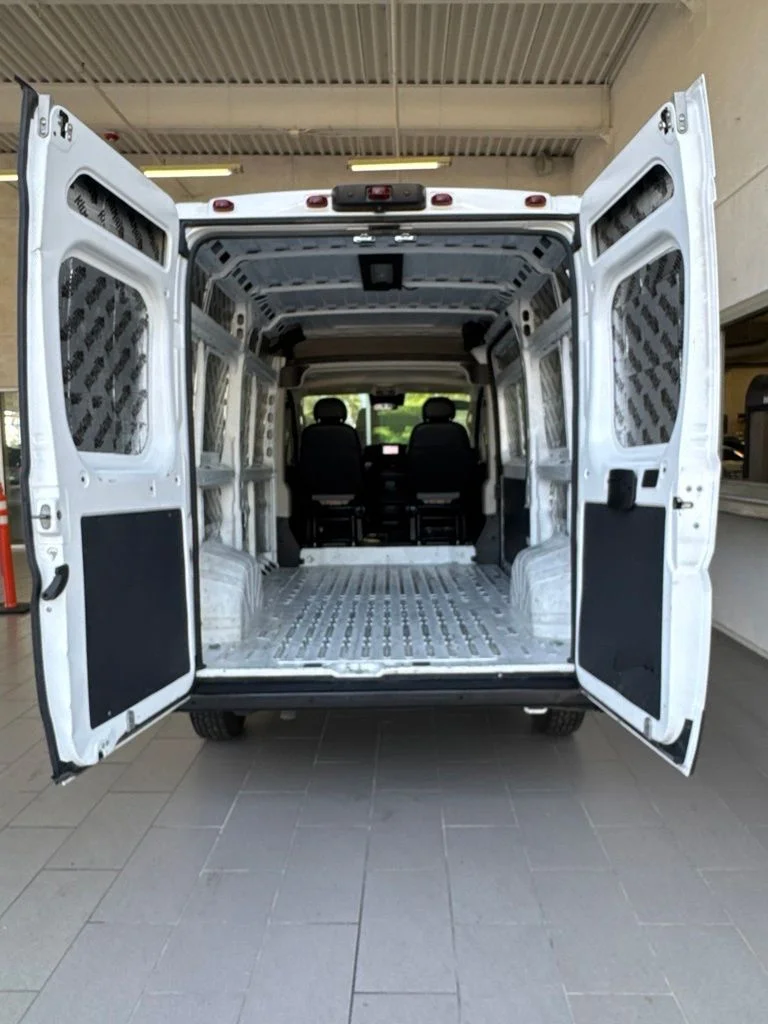 Used 2022 White Ram High Roof image 11