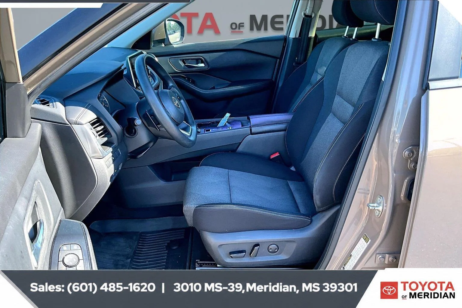 Used 2024 Baja Storm Metallic Nissan SV image 18