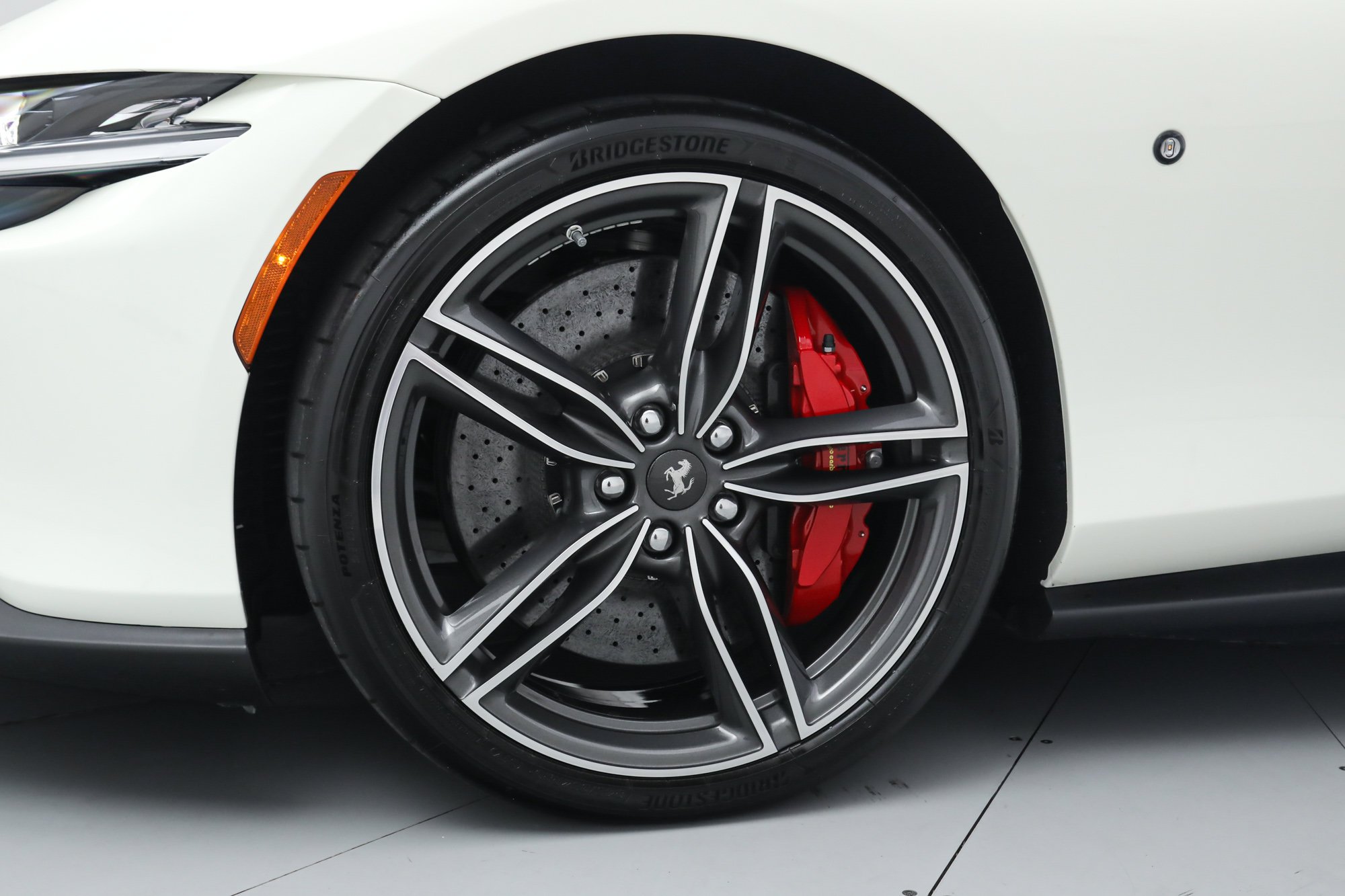 Used 2025 White Ferrari  image 16