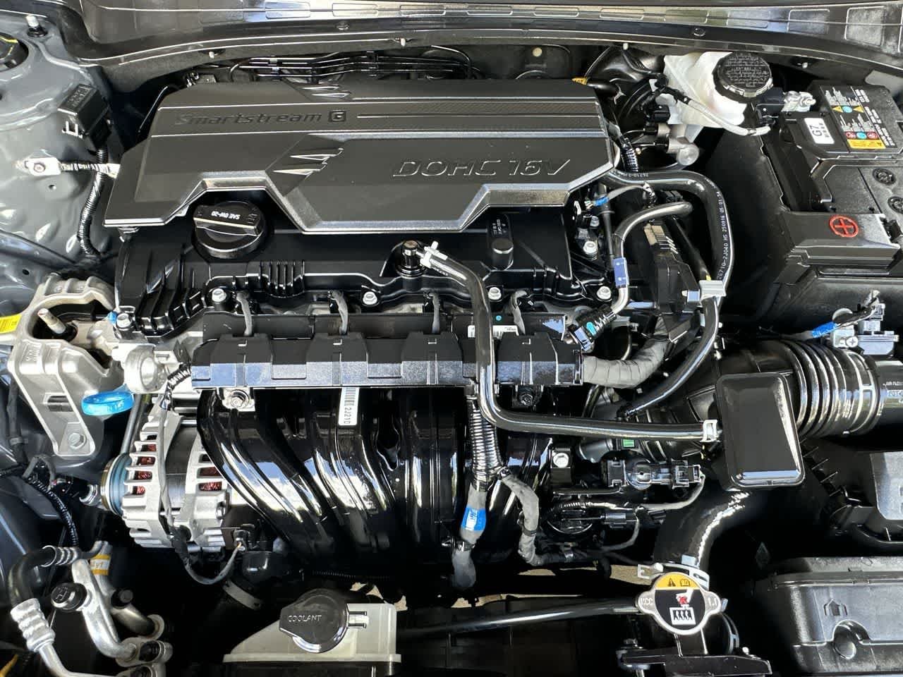 2026 Hyundai Elantra SE - Photo 12