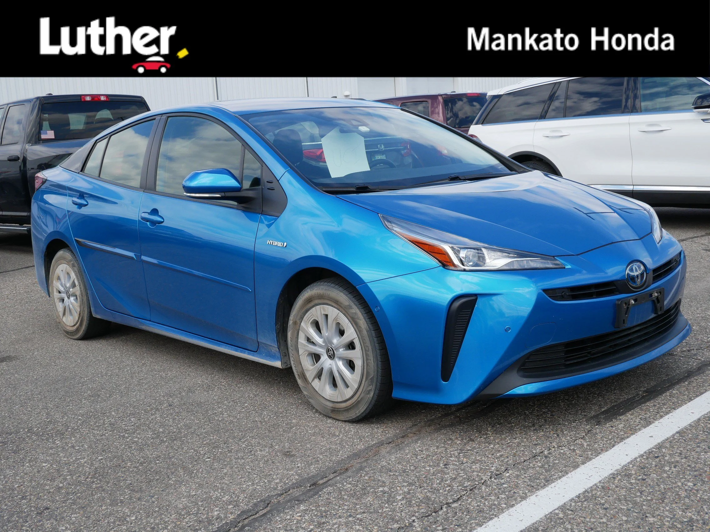 2021 Toyota Prius LE FWD's photo