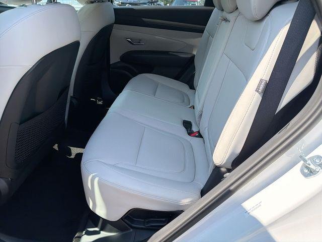 New 2026 White Hyundai SEL Convenience image 25